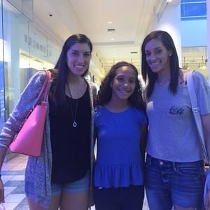 Meet your Posher, Vanessa